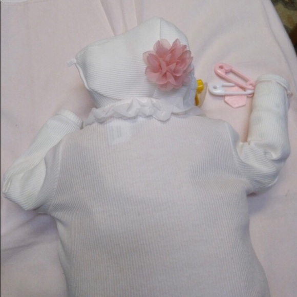 Diaper baby!!Great gift for anyone expecting - Picture 4 of 13